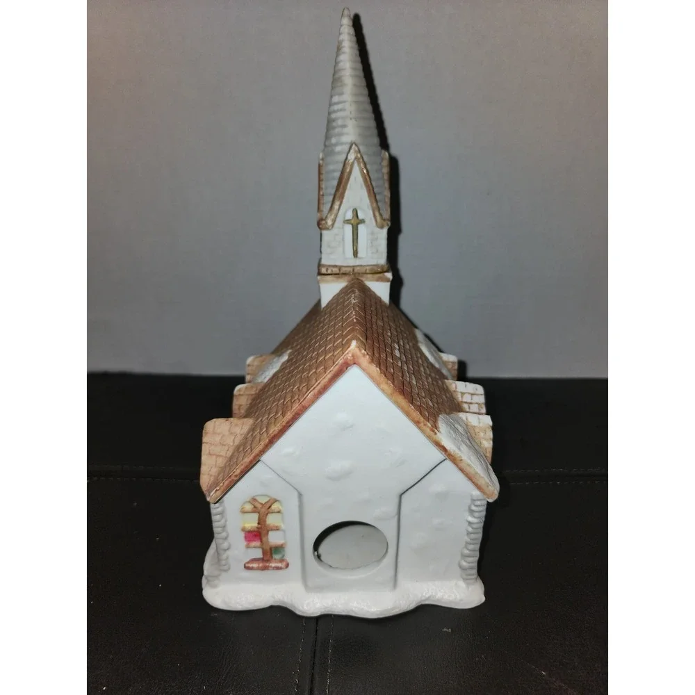 Vintage‎ 1989 NOMA Dickensville Church Porcelain Light House No Cord